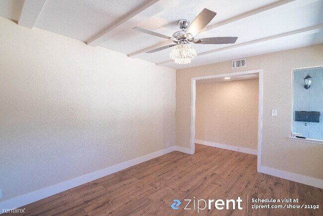 Building Photo - 4 br, 2 bath House - 5200 Elbert Way, Sacr...