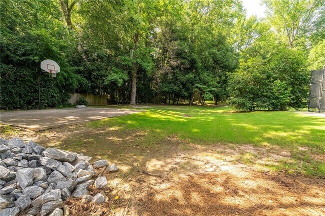 Building Photo - 6850 Weatherstone Way