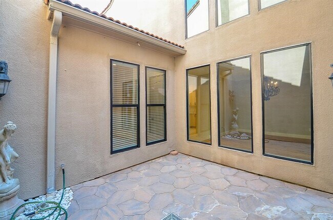 Building Photo - 15735 Tanya Cir