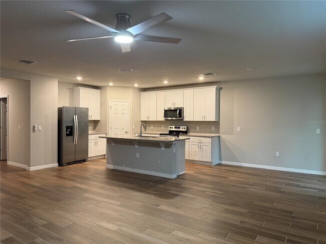 Building Photo - 17253 Cagan Crossings Blvd