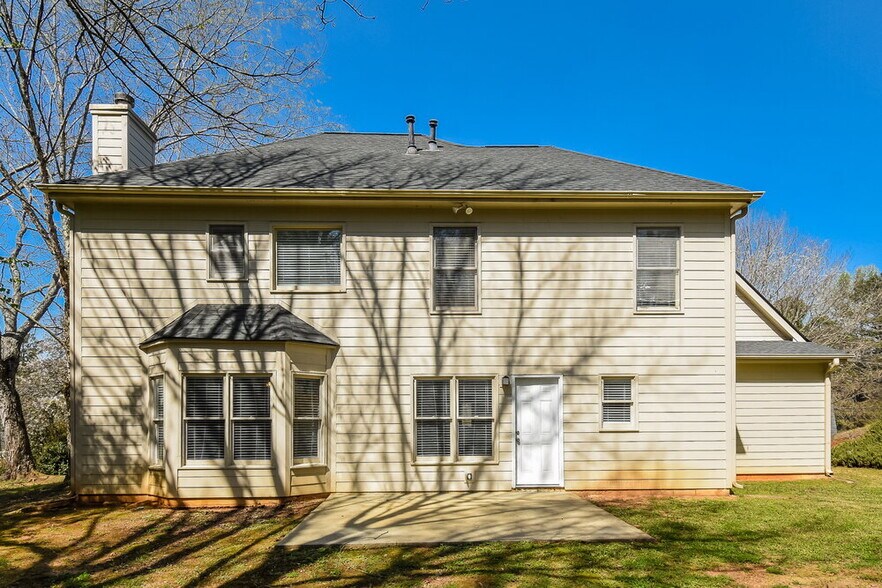 Building Photo - 2969 Kaley Dr NW