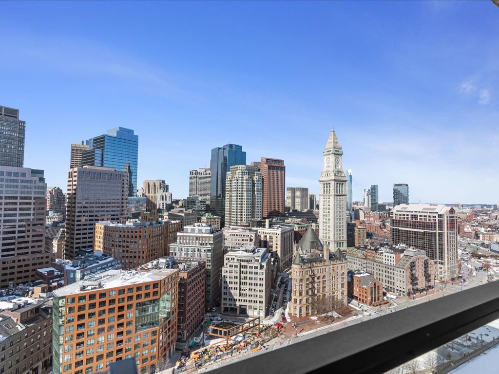 Balcony view - 65 E India Row