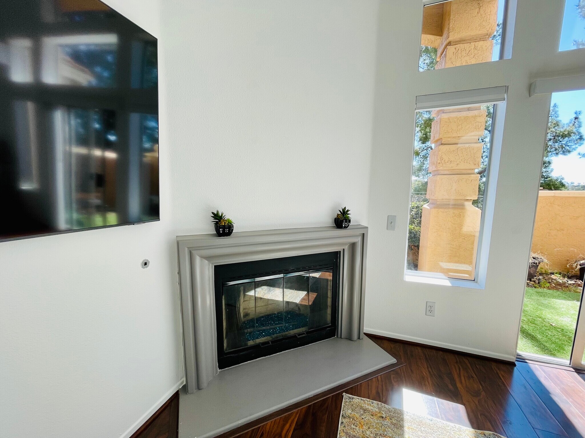 Building Photo - 7140 Calabria Ct