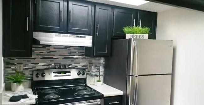 Building Photo - 2 bedroom in Bedford TX 76021