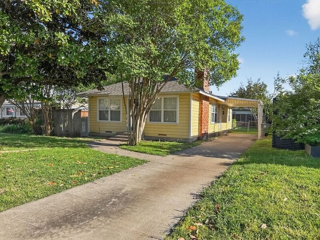 Building Photo - 4414 Merrell Rd