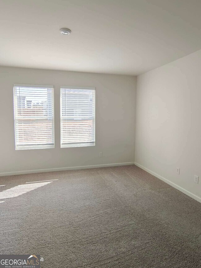 Building Photo - 537 Pemberton St