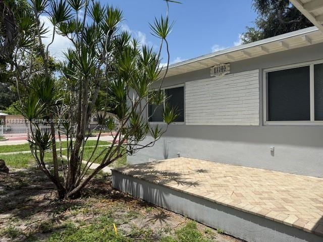 Building Photo - 13300 NE 10th Ave