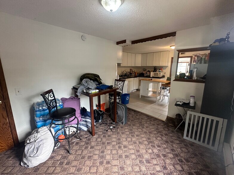 Building Photo - 3829 Bloomington Ave