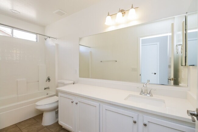 Building Photo - 3199 E San Manuel Rd