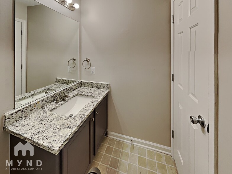 Building Photo - 5492 Sierra Tr