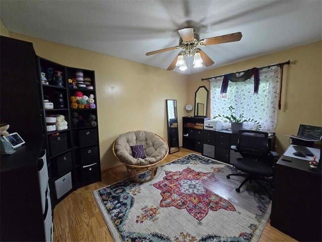 Building Photo - 161 Sunflower Ln