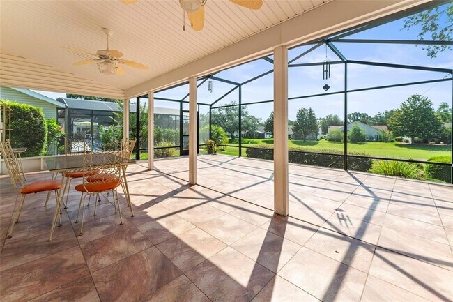Building Photo - 25316 Crestwater Dr