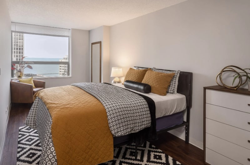 Building Photo - 449 E Ohio St