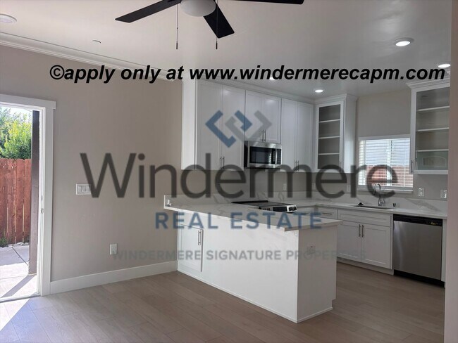 Building Photo - BRAND NEW Downstairs 2-Bedroom ADU with Modern Finishes! HALF OFF 1ST MONTH'S RENT!!