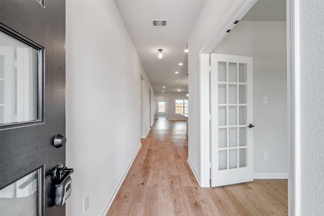 Building Photo - 32315 Clouser Minnou Ct