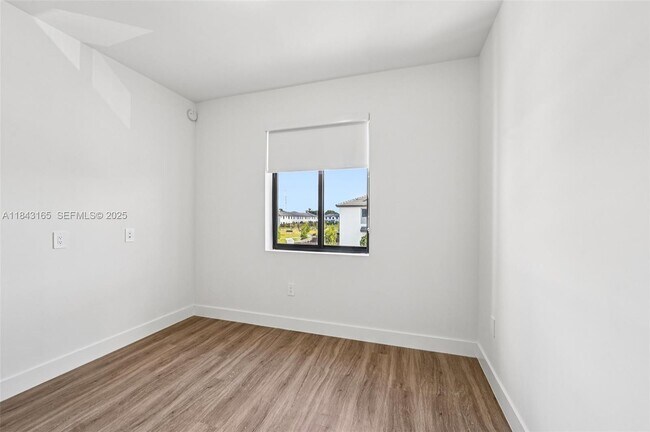 Building Photo - 34524 SW 190th Ave