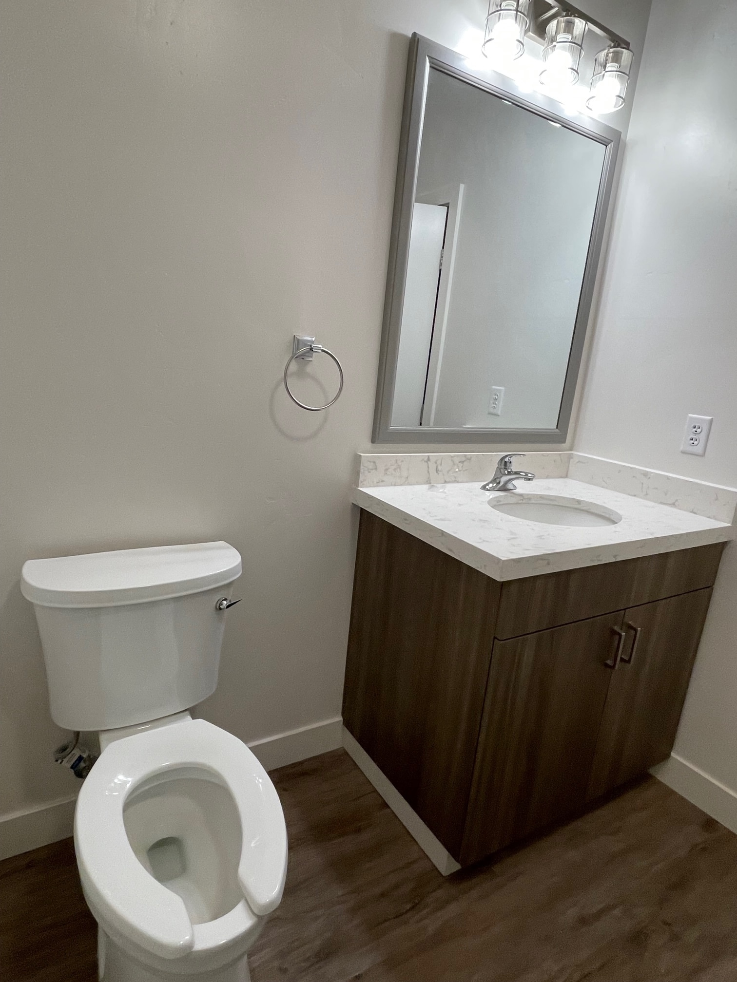 Building Photo - 2309 K St