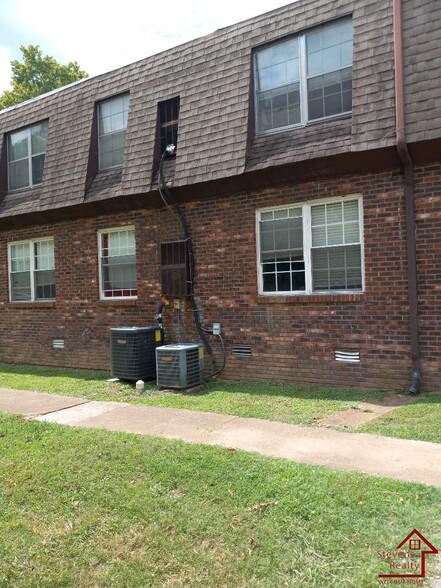 Building Photo - 441 Harding Pl