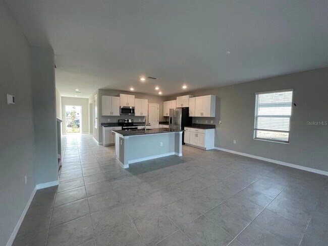 Building Photo - 31875 Sun Kettle Lp