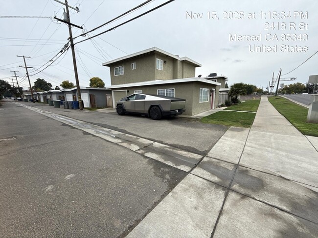 Building Photo - 2418 R St