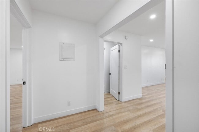 Building Photo - 17000 Burbank Blvd