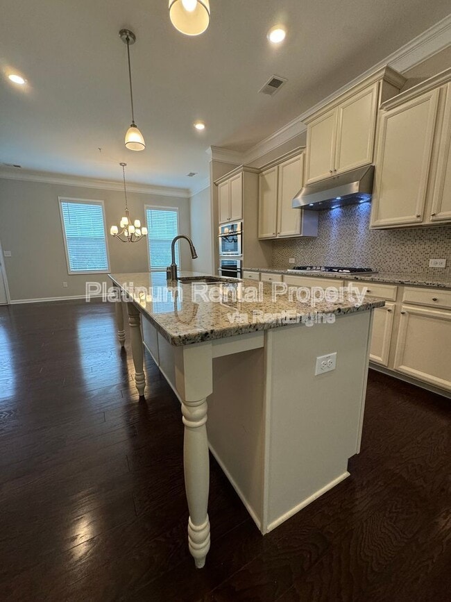 Building Photo - 707 Topsail Ln