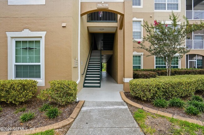 Building Photo - 7990 Baymeadows Rd E