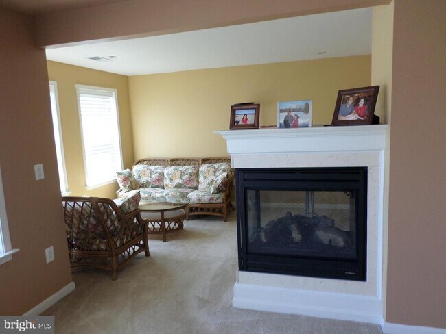 Building Photo - 16318 Boatswain Cir