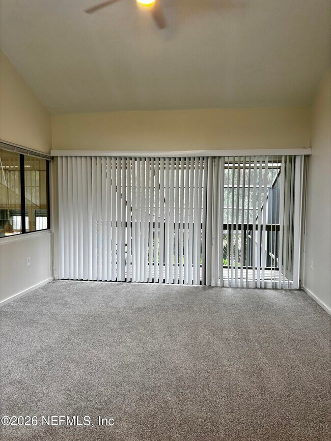 Building Photo - 9787 Sawgrass Dr E