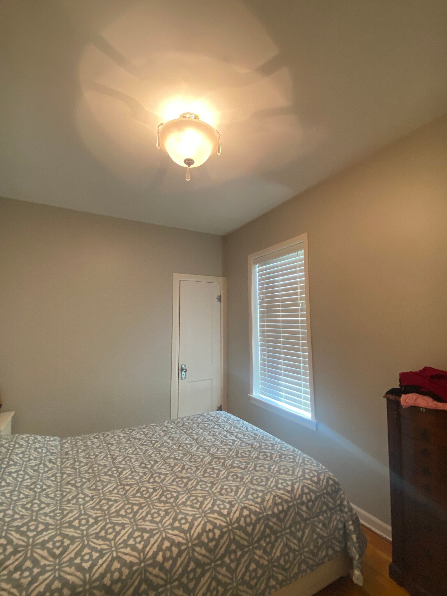 Building Photo - 4956 W Nelson St