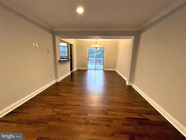 Building Photo - 17626 Longview Ln
