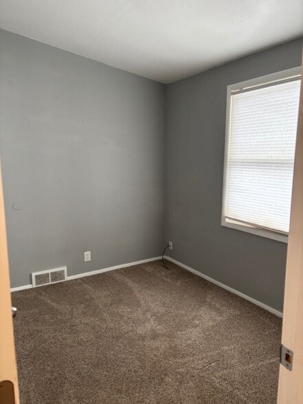Bedroom 1 - 210 Lox Ct