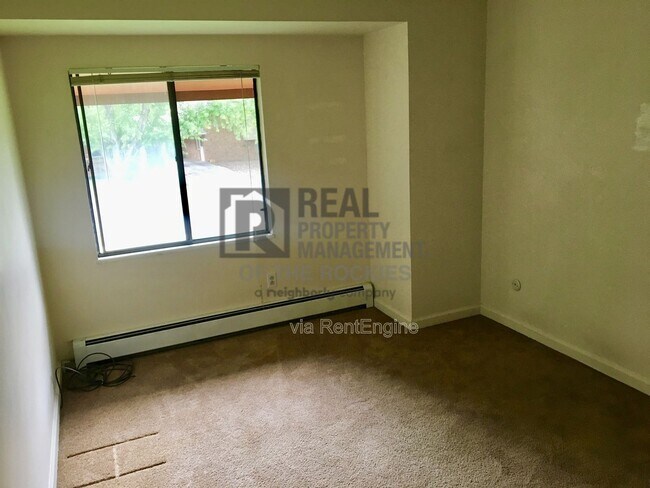 Building Photo - 1625 W Elizabeth St