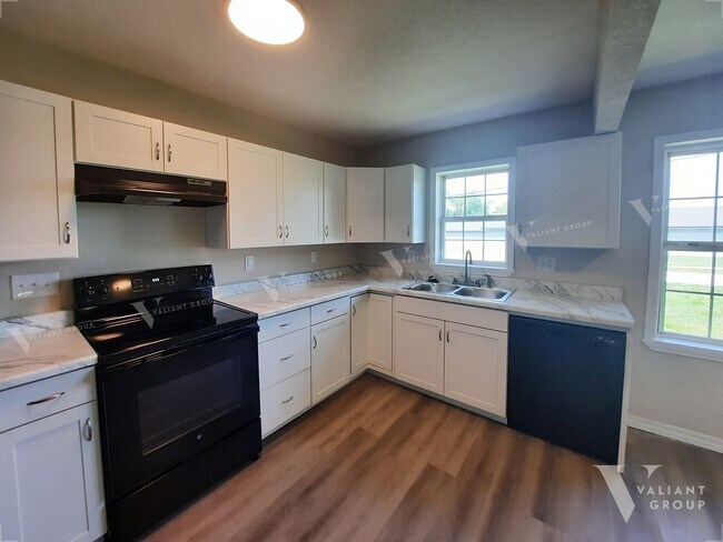 Building Photo - Updated 3-Bedroom, 1-Bath Rental Home in B...