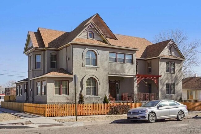 Building Photo - 1000 Carteret Ave