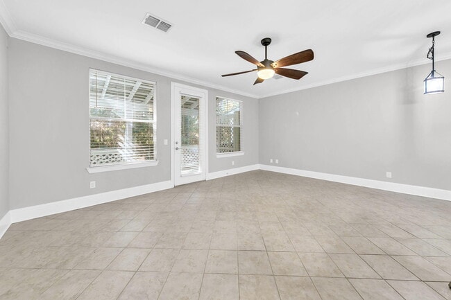 Building Photo - 59 Talon Ct