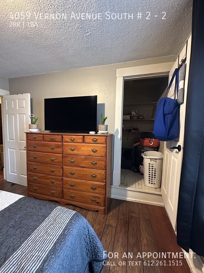 Building Photo - 4059 Vernon Ave S