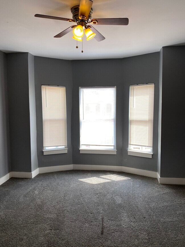 Building Photo - 2652 Harlem Ave