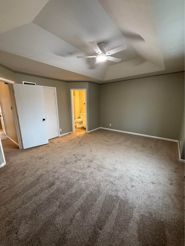 Building Photo - 6735 S 153rd Cir