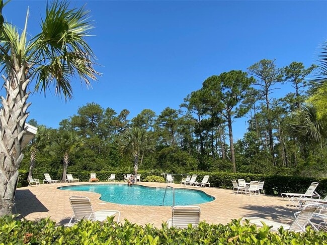 Building Photo - 521 White Coral Ln
