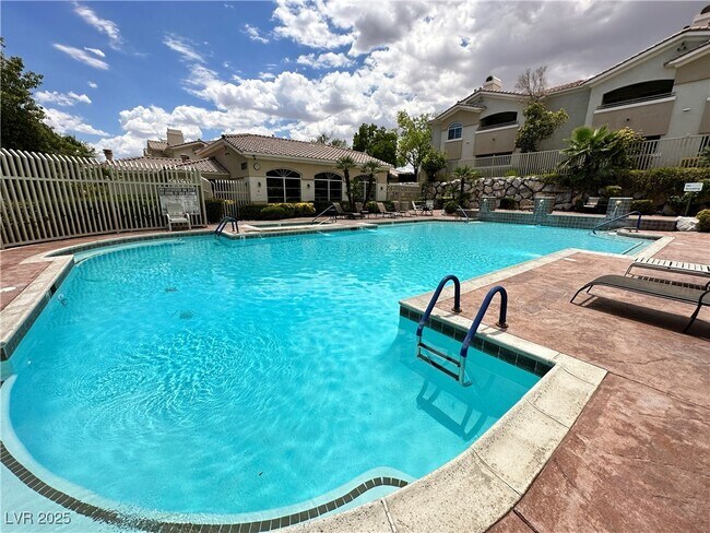 Primary Photo - 1500 Ruby Cliffs Ln