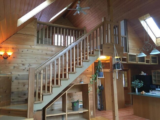 Building Photo - 5839 Logsden Rd