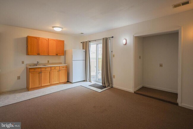 Building Photo - 3737 Capulet Terrace