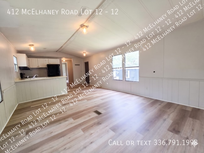 Building Photo - 412 McElhaney Rd