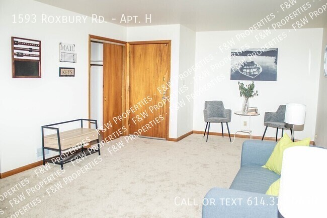 Building Photo - 1593 Roxbury Rd