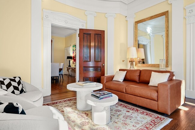 Building Photo - 59 Mt Vernon St