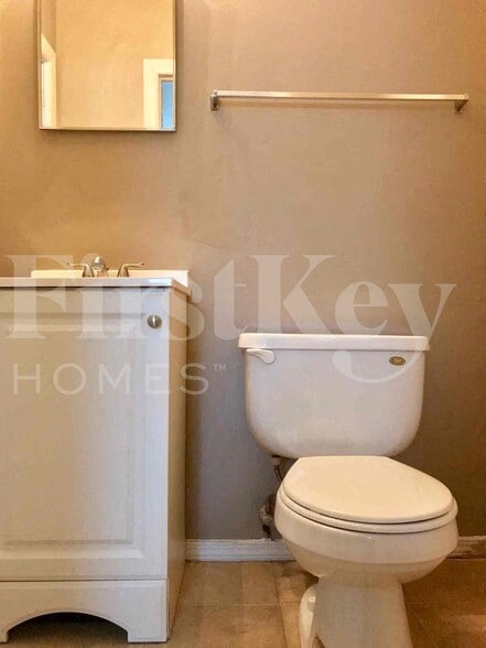 Building Photo - 3520 Wellington Ave