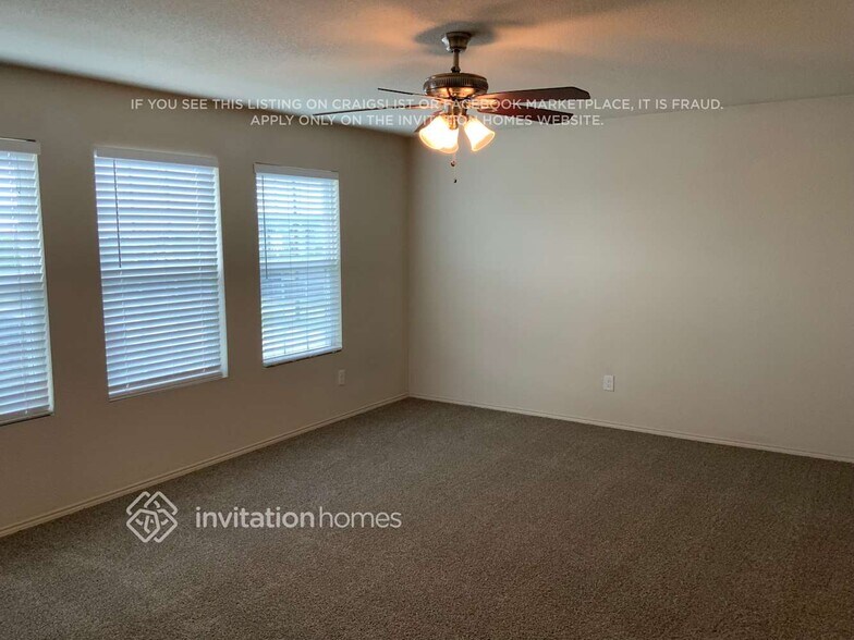Building Photo - 2820 Englefield Green Dr