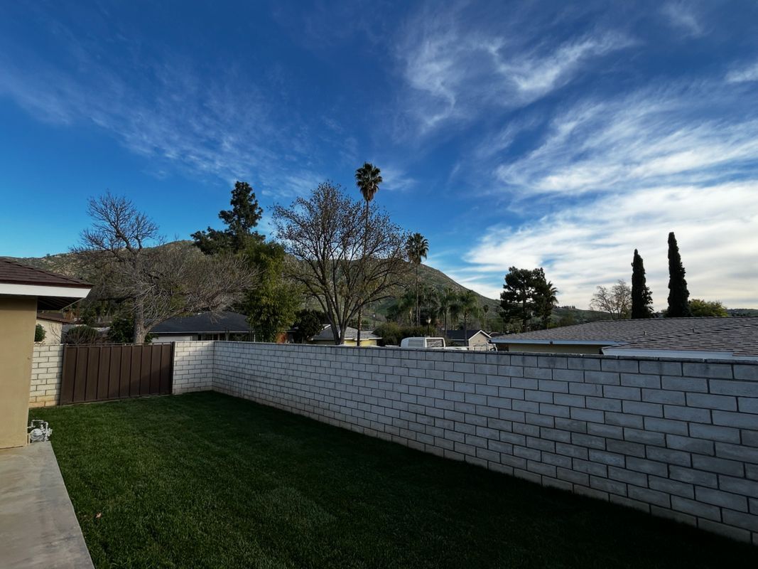 Building Photo - 194 W Blaine St