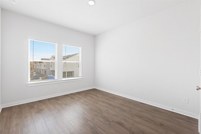 Building Photo - 8119 Danson Ln